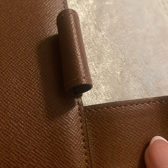 🟫⬜️🟫Louis Vuitton🟫⬜️🟫Large Ring Agenda Monogram - 1 year old, like NEW! - Picture 7 of 10